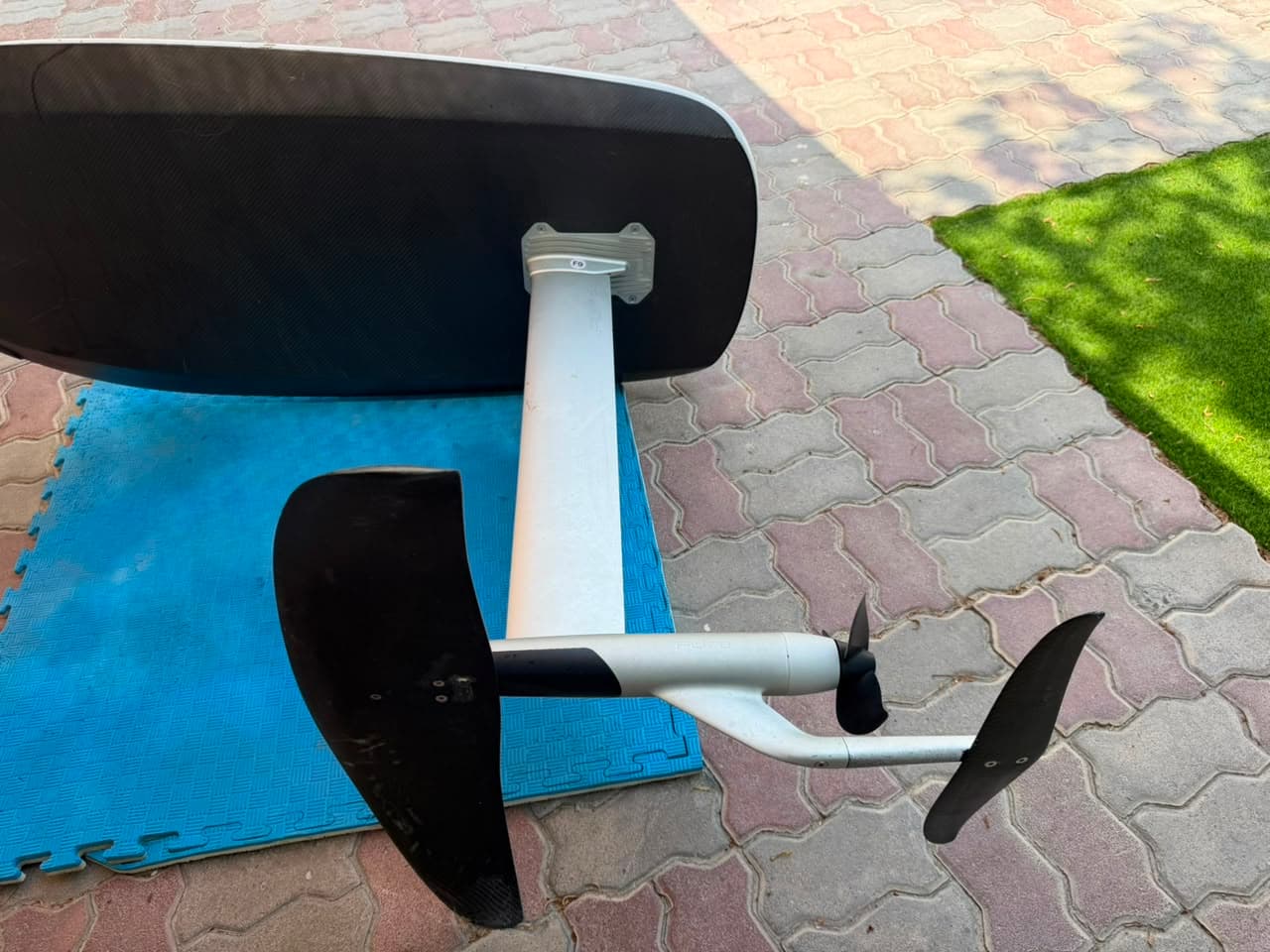 Efoil Flite 100L Carbon